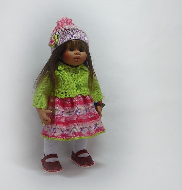 А что можно делать в плохую погоду!? Одежда для кукол своими руками (фото 6)