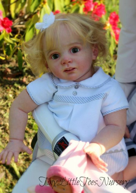 Красивая куколка реборн Эмма молд Fridolin Karola Wegerich