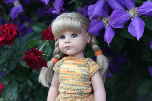 Вязаный подиум от Smorodinы для кукол Gotz (фото 9)