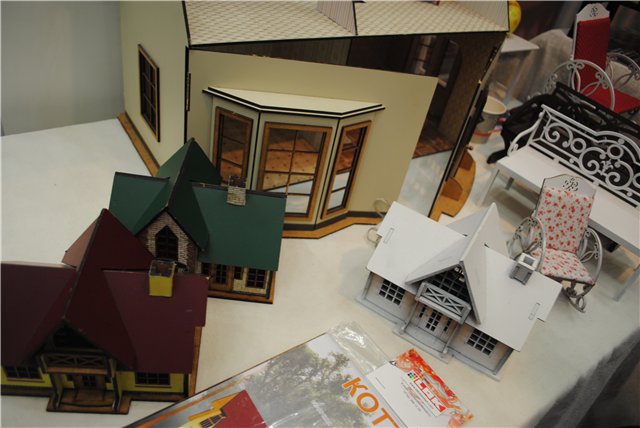 Выставка на Тишинке - Атмосфера творчества - 2014