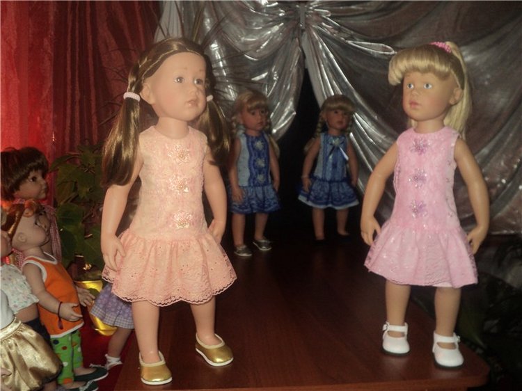 Девчушки любят наряжаться! Наряды для кукол Готц и не только