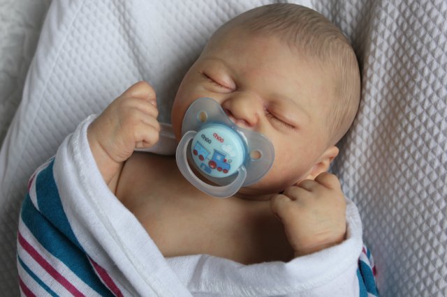 Кукла реборн Julien, Катерины Осиповой-Коняевой | Бэйбики Кукла реборн Julien, Катерины Осиповой-Коняевой (фото 6)