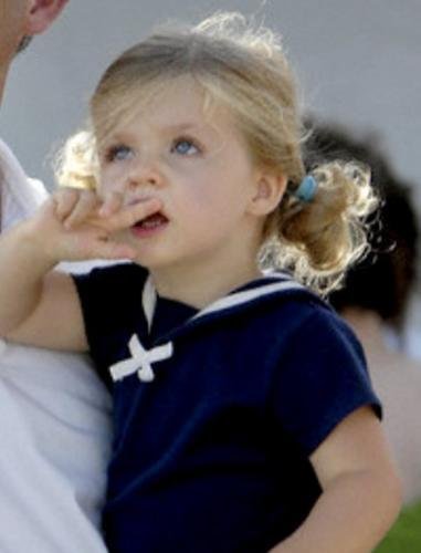 Мои "домашние инфанты" Leonor (Paola Reina)