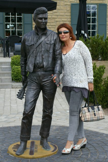Replica of Graceland - или Дания, второй дом Элвиса (фото 8)