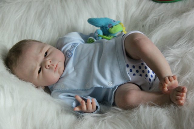 Ноэльчик... очень серьезный малыш... Куколка реборн Вишни Виктории