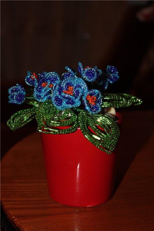 Фиалки из биссера — Другие хобби и увлечения: сад (фото 2)