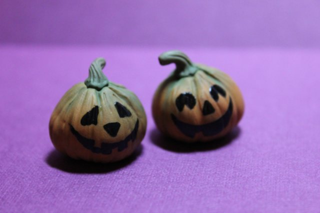 На носу что? Хэллоуин. Миниатюра для кукол