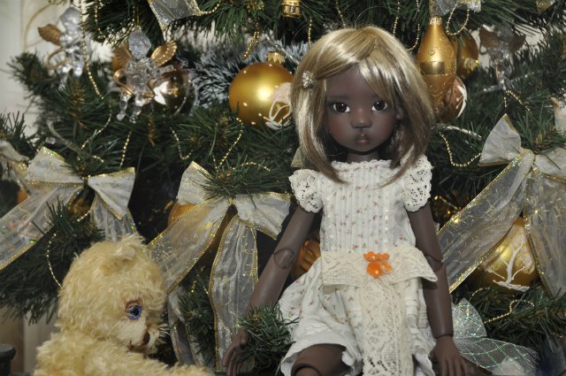 Мики дарк тан поздравляет всех с новогодними праздниками