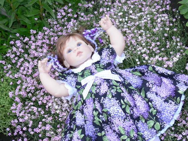 Как мы с Тиффани гуляли у мамы. Lee Middleton doll (фото 8)