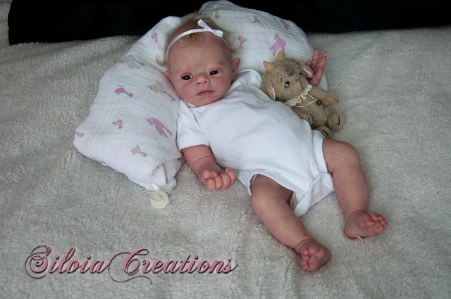 Молд с синдромом дауна PEBBLES в исполнении SILVIACREATIONS (фото 4)