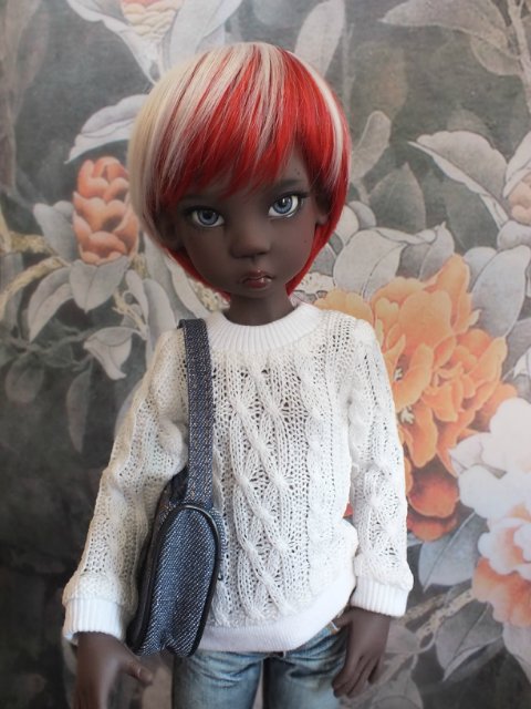 Невозмутима и неотразима... Моя темная Микки от Kaye Wiggs