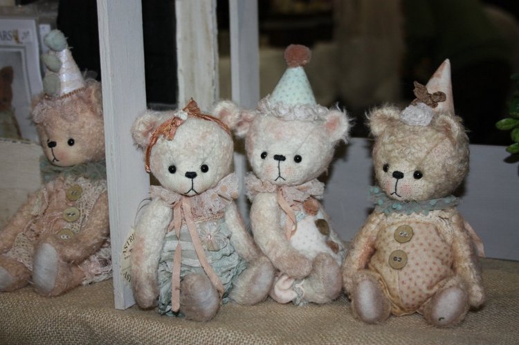 Выставка кукол, мишек тедди, кукольных домиков и миниатюры в Нидерландах. Продолжение