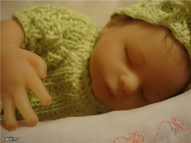 Маленькая Тина готова к Зимним праздникам! Кукла от Ashton Drake (фото 2)