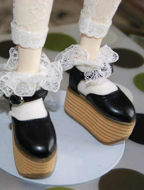 Lotus Kim Lasher и Miki Kaye Wiggs - теплая встреча двух сестриц (фото 3)