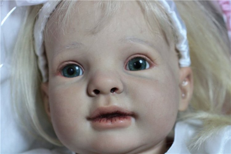 Просто кукла реборн Катюшка (фото 3)