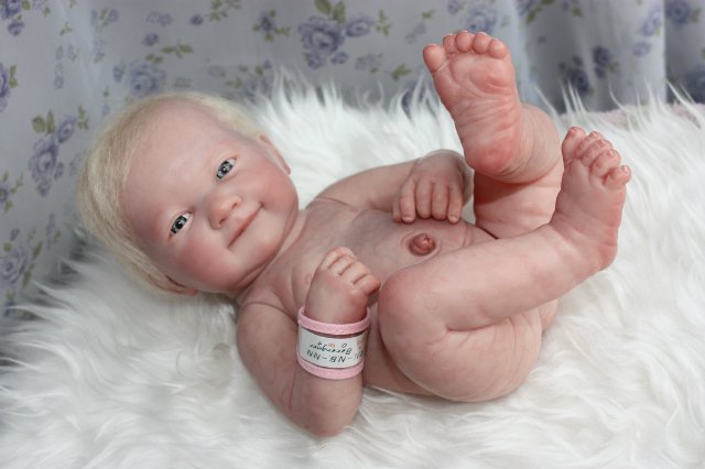 Реборн из Беренджер, нежность в пелёнках (фото 8)