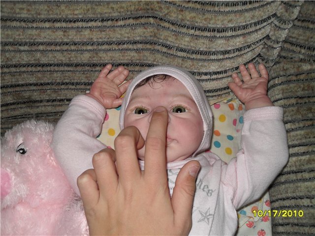 Воскресенье-День Веселья!Или:обычное утро у куклы реборн Анечки (фото 2)