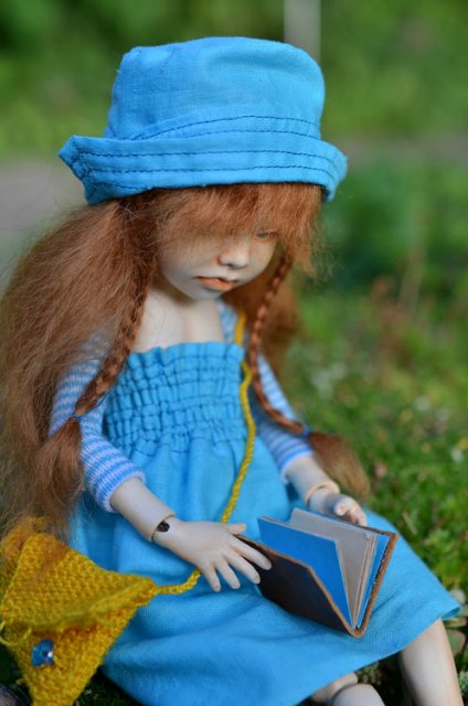 Кукла из шерсти для валяния - Рыжая мечтательница Матильда (фото 3)