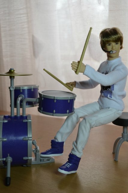 Приглашаю на концерт Джастина Бибера (шарнирная кукла Jastin Bieber) | Бэйбики Приглашаю на концерт Джастина Бибера (шарнирная кукла Jastin Bieber) (фото 9)