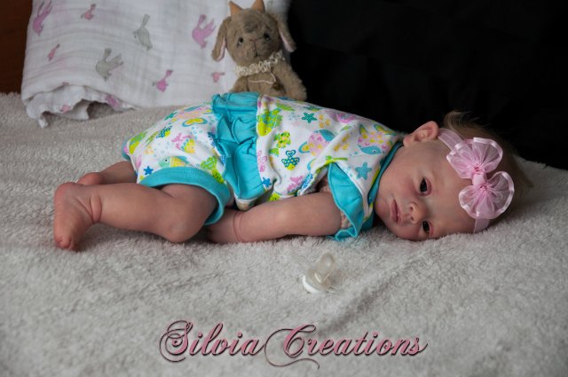 Молд с синдромом дауна PEBBLES в исполнении SILVIACREATIONS