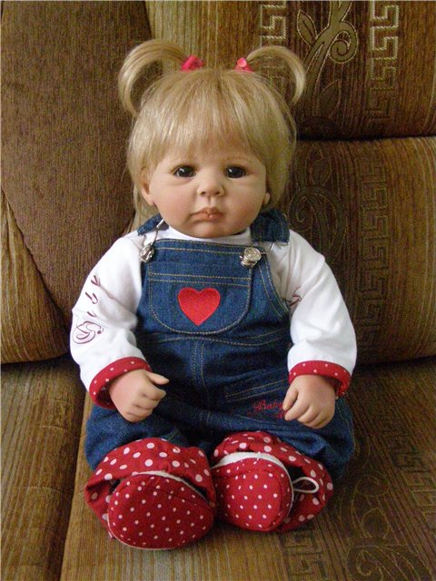 Коллекционная кукла Alicia от Doris Stannat (фото 2)