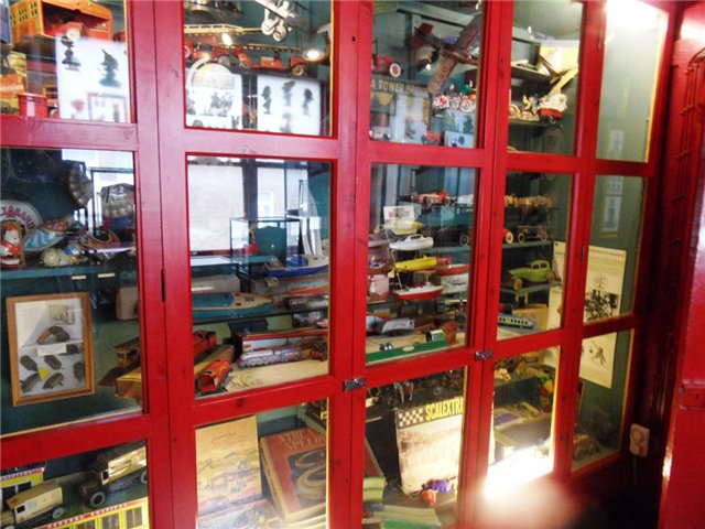 Лондонский Музей игрушек Поллока. Pollock's Toy Museum