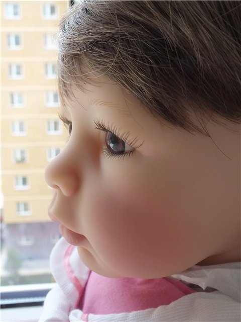 Thursday's Child от Lee Middleton