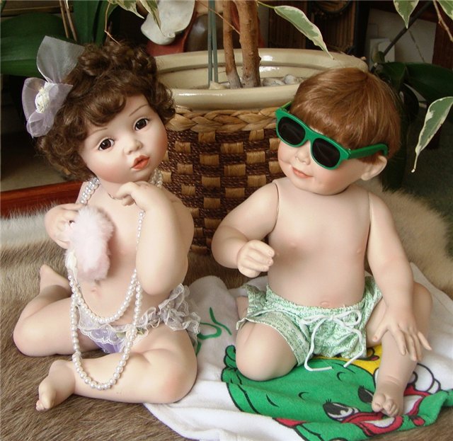 Два очаровательных фарфоровых малыша от Titus Tomescu, Ashton Drake (фото 4)