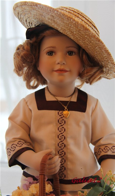 Нежная Алиса - любительница цветов | Бэйбики Нежная Алиса - любительница цветов