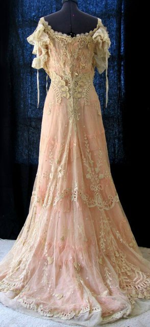 Для тех, кто в поиске или Каждый охотник желает знать. Викторианские и эдвардианские наряды