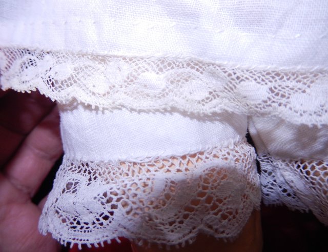 "Королева, ах, королева!" или Подскажите, знатоки антикварок, что в ней королевского