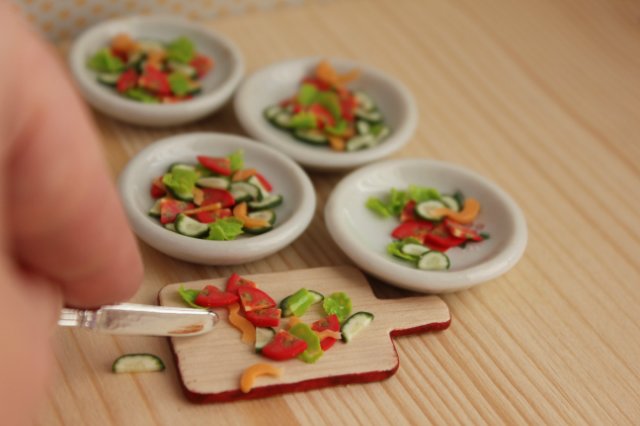 Кукольная еда из "Фимо" — Аксессуары для кукол своими руками: идеи (фото 2)