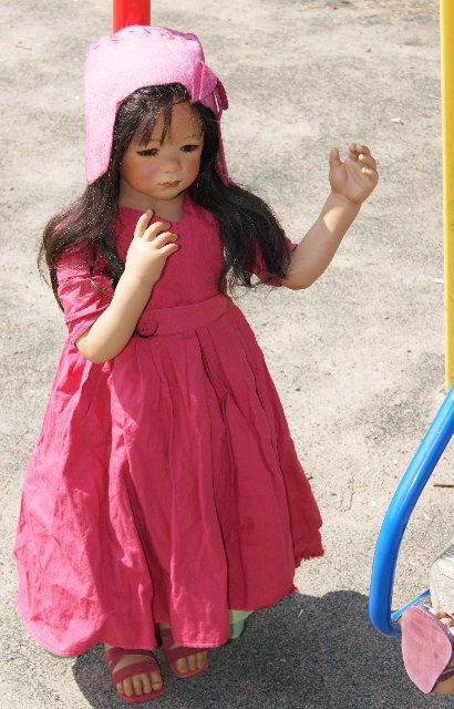 Теперь уже русские красавицы Tscharle и Munira от Аннет Химстедт