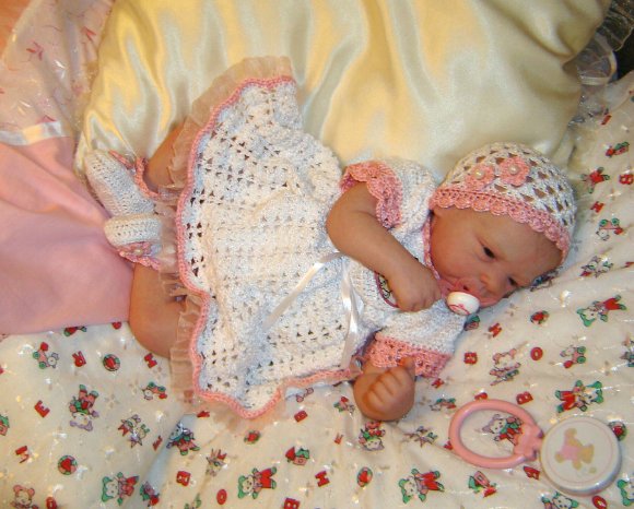 В ожидание весны.Кукольные наряды моих девочек