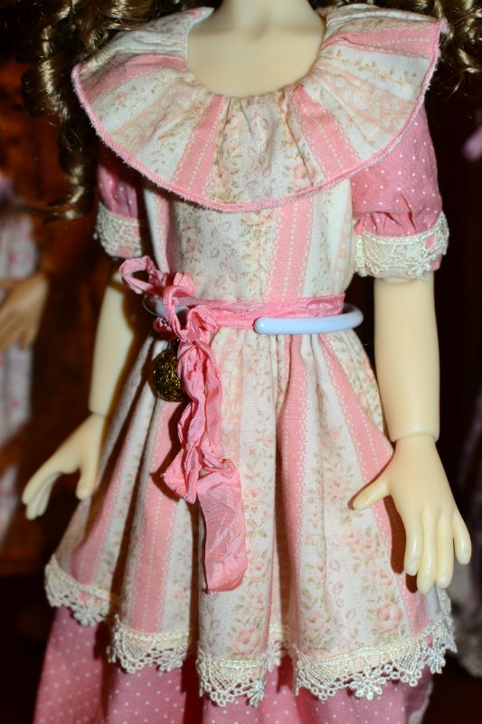 Платья для девчонок. Layla & Layla & Larissa Kaye Wiggs