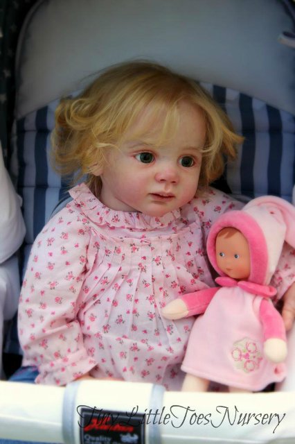 Красивая куколка реборн Эмма молд Fridolin Karola Wegerich (фото 8)