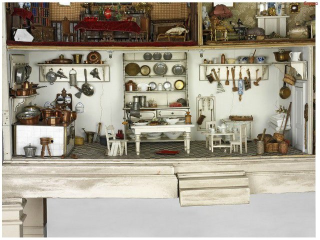 Старинный домик для дочки - самое начало XX века