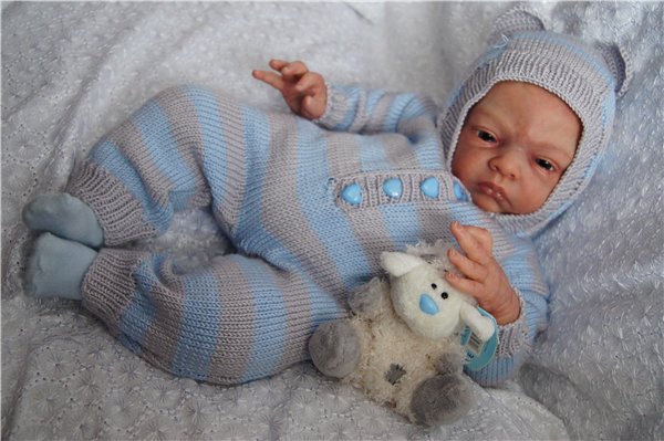 Полосатая тема. Костюмы для реборн (фото 3)