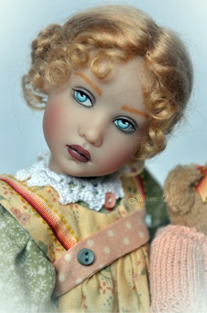 Оливия - девочка от Helen Kish