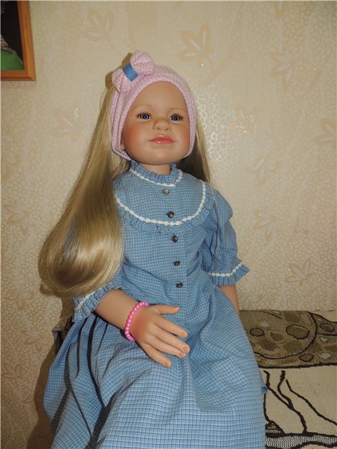 Две сестрички от Памелы Эрфф и их подружки