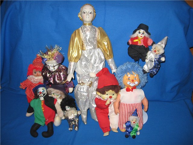 Развивающие и развлекающие куклы. О клоунах, которые живут у меня (фото 5)