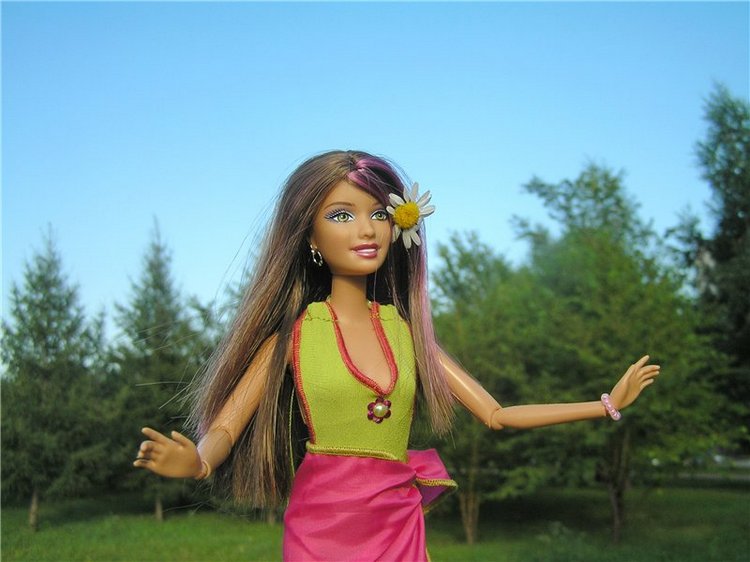 Летняя прогулка Анжелики ( Кукла Barbie Fashionistas от Mattel) (фото 2)