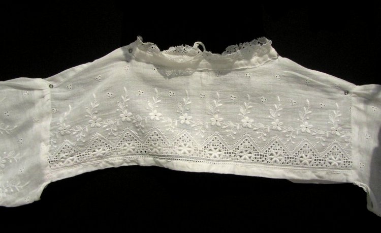 «Мода по-взрослому. Истории из кукольного гардероба» - выставка в Музее-заповеднике «Царицыно» - продолжение - детали. Часть