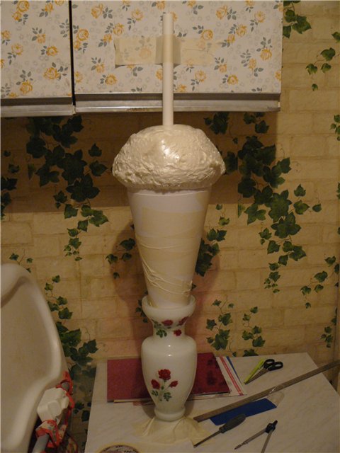 Мини-мастер-класс: делаем нарядную ёлку из... макарон (фото 2)