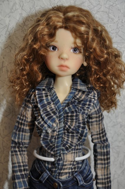 Нелли человечек от Кайе Виггз. Девочка из соседнего двора (фото 3)