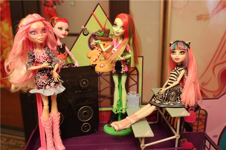 Дочкина коллекция Монстриков (фото 5)