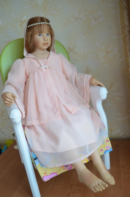 И снова Гвен... кукла Элизы Глазгольд