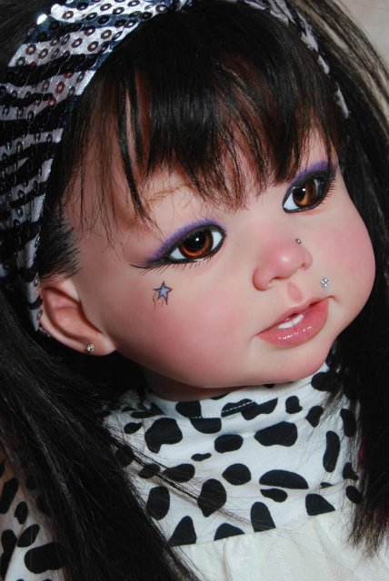 Как Вам такой вариант Bonnie Linda Murray