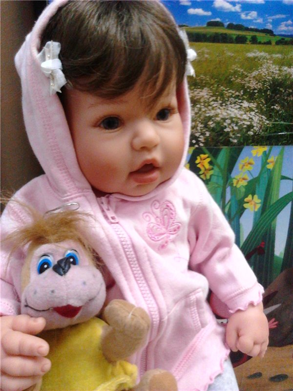 Наша любопытинка Катюшка lee Middleton у мамы на работе