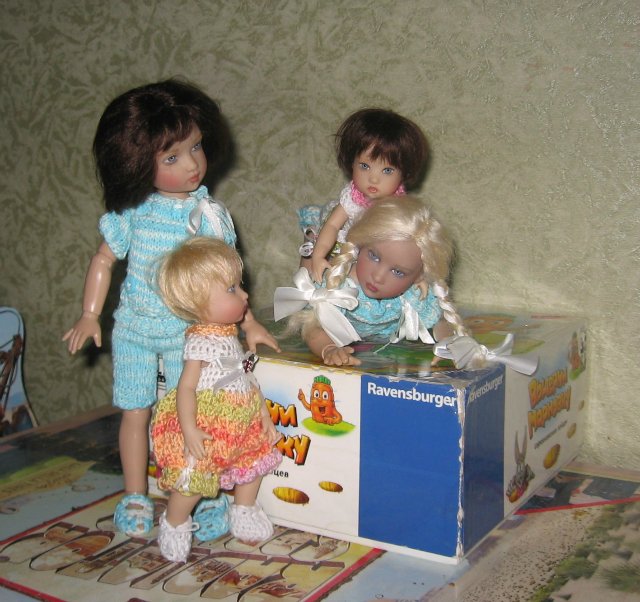 Игра в дождливый день — Куклы Helen Kish (Хелен Киш): Riley (Райли) (фото 9)